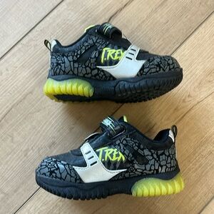 Jurassic World T Rex Toddler Boys light up Sneakers size 9